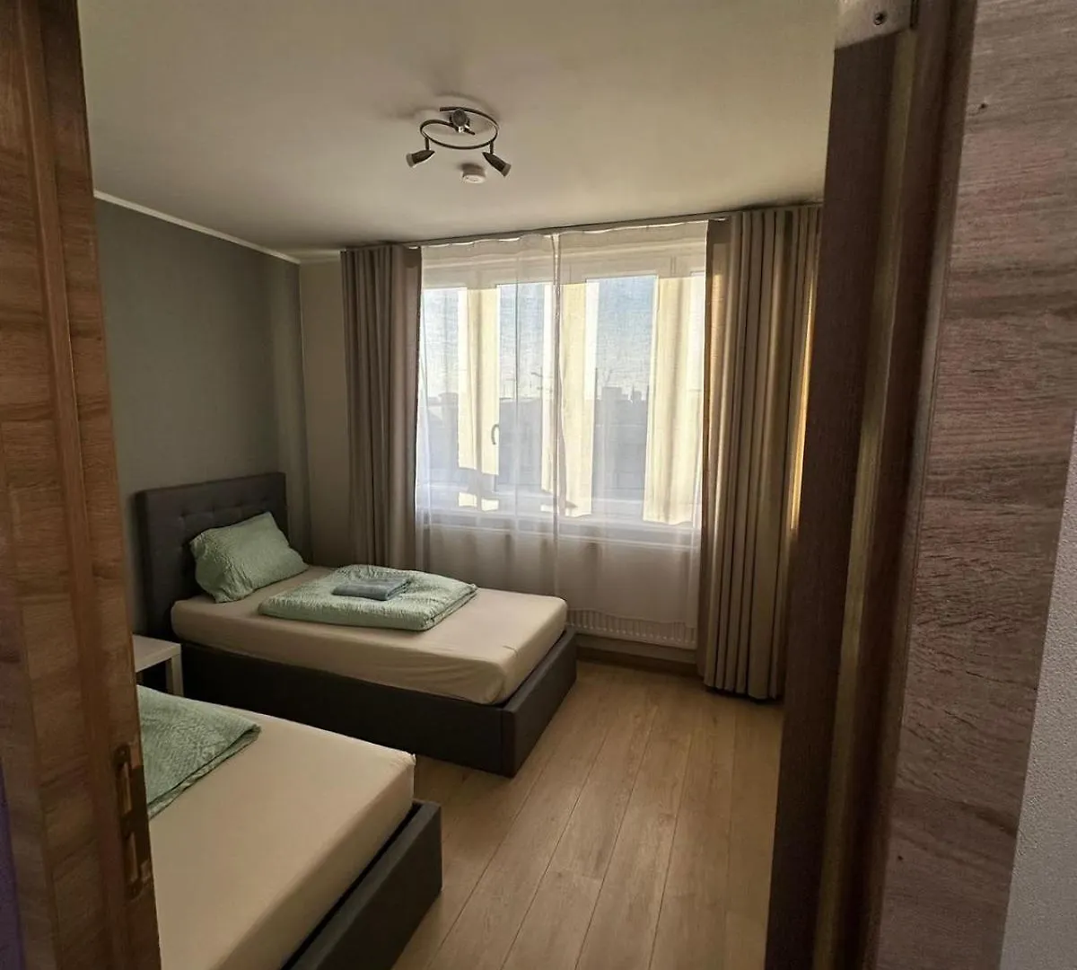 Antwerp Sportplaza Hotell Pensionat